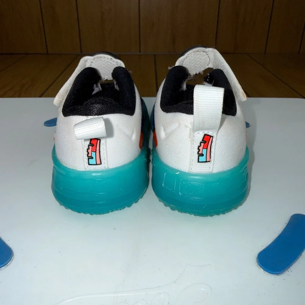 Nike LeBron 18 Low Space Jam Tune Squad Toddler Sneakers DJ3762-115 White 6C